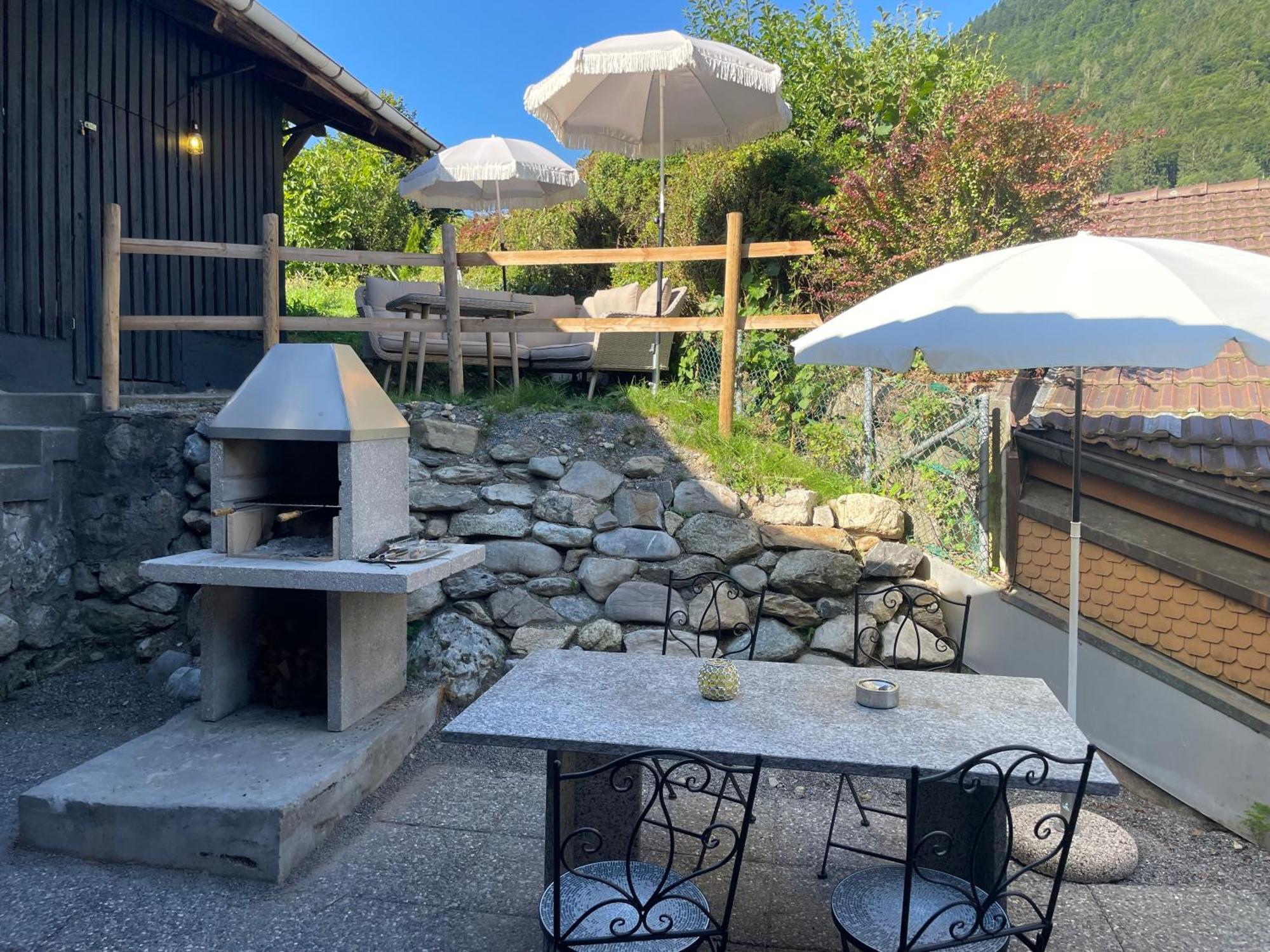Charming Alpine Retreat By Apartments Capricorn Gsteigwiler Exterior foto